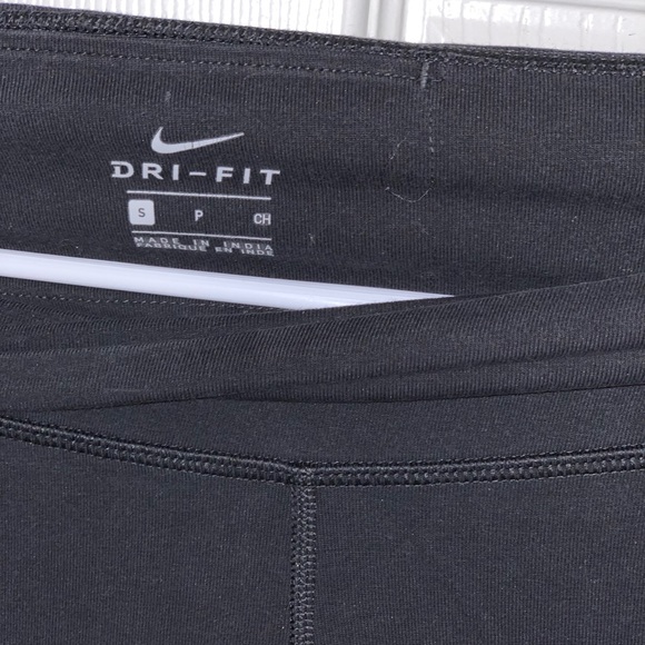 black nike dri-fit leggings - Picture 3 of 3